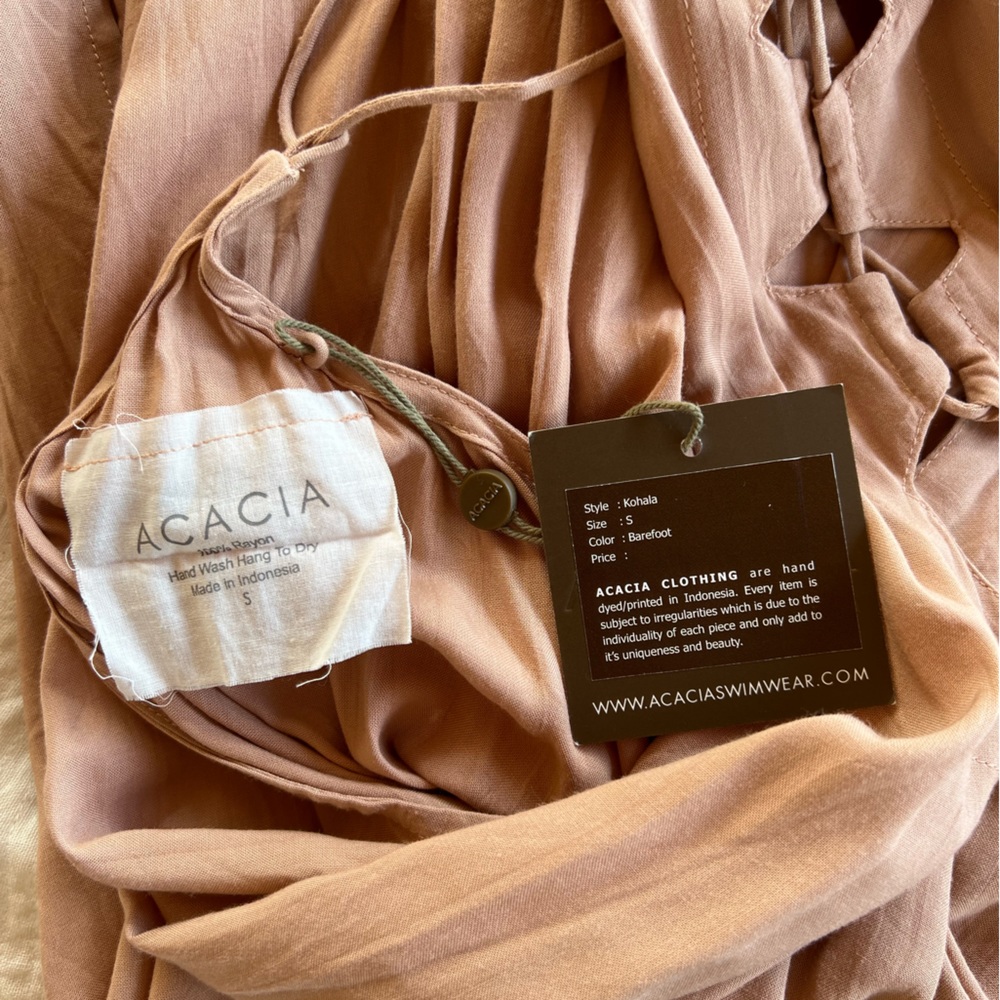 NWT Acacia Kohala Dress/ S /Barefoot (pink neutral) color